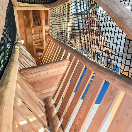 4 Star In 度假居 *